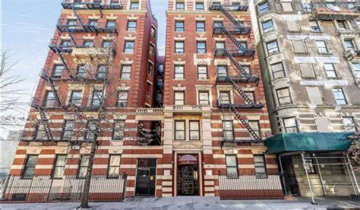 The De Leon, 50 West 112th Street - Harlem