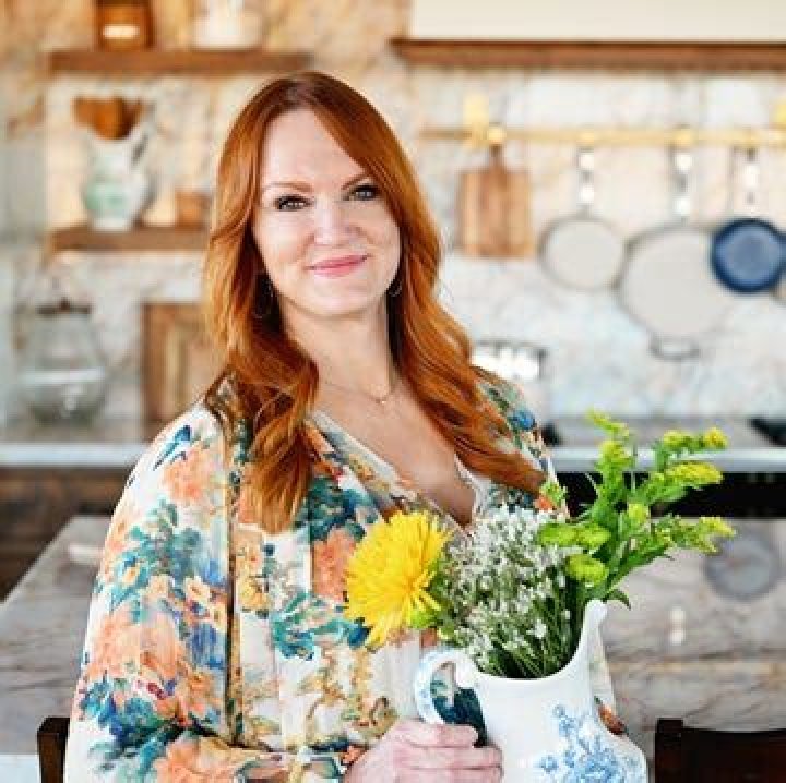 The Pioneer Woman Just Released A New Spring Clothing Line&mdash;And It&rsquo;s