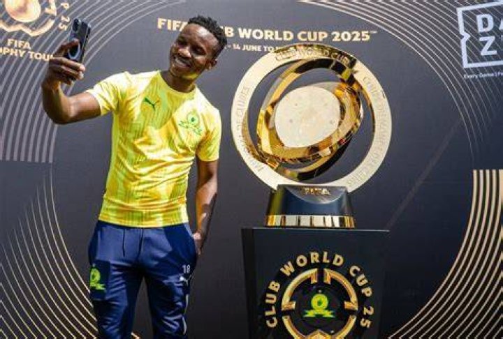 Themba Zwane's salary, wife, net worth, cars, house, age