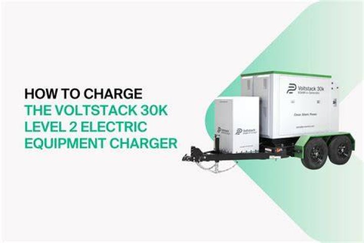 Voltstack 30k Level 2 e-Charger for Volvo (CNW Group/Portable Electric Ltd.)