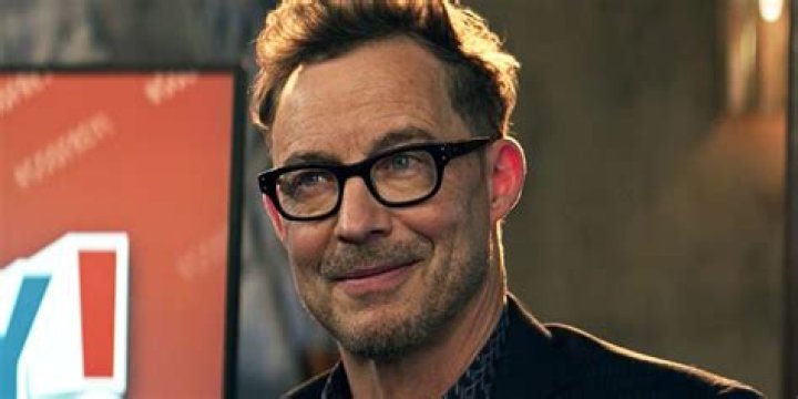 Who is Tom Cavanagh's wife? Who is Tom Cavanagh's wife?